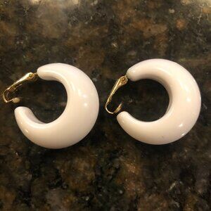 Vintage Signed Sarah Coventry White Hoop Clip Earrings